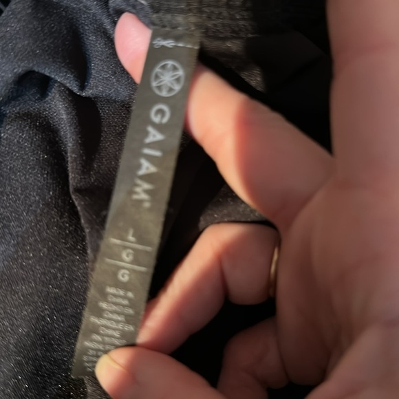 GAIAM Women's Black Athletic Shorts - Picture 3 of 3